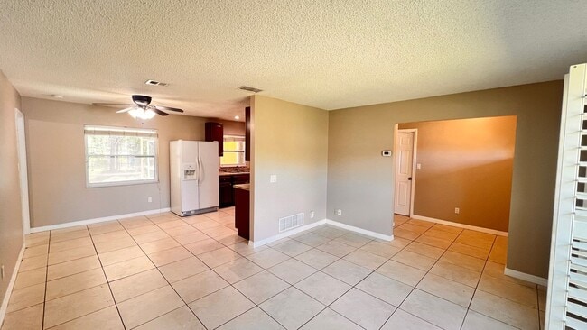Photo - Beautiful 4 Bedroom 2 Bath Home!