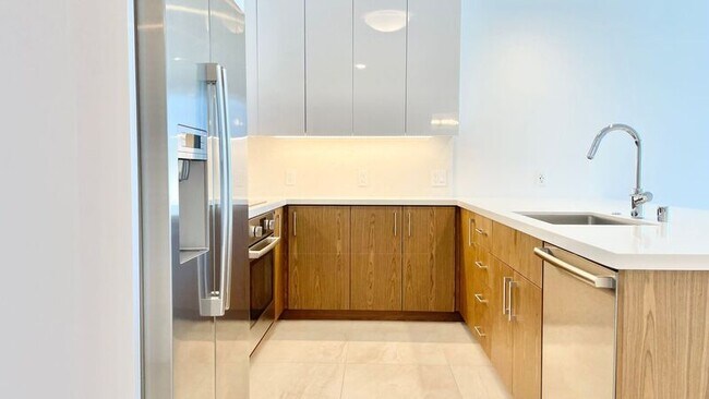 Photo - 629 Keeaumoku Street Unit #1806