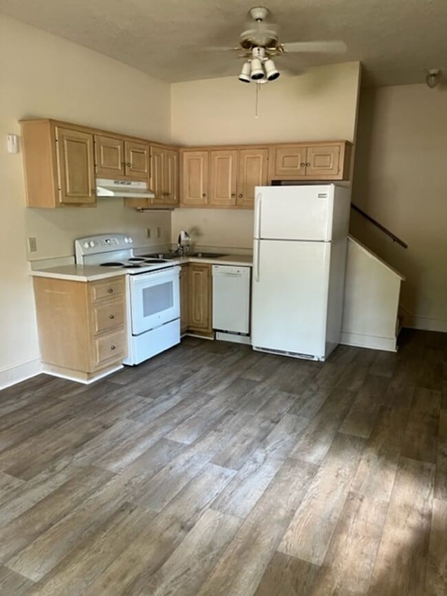 Photo - Bloomfield Unit #2