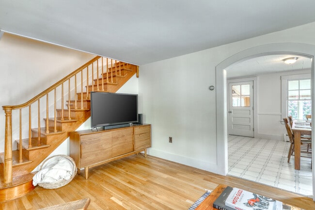 Photo - 22 Seaview Ave