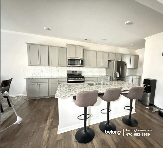 Photo - 123 Thompson Wy