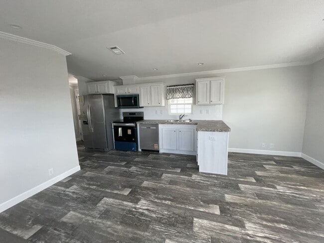 4300 E Bay Dr