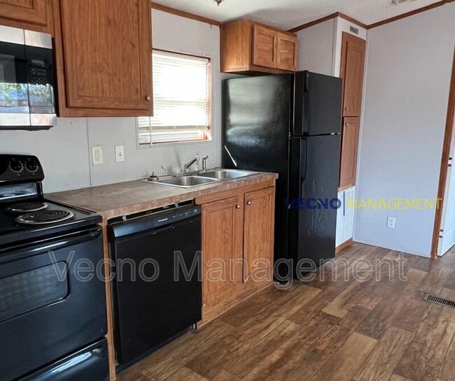 Photo - 1819 Co Rd 1001