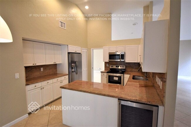 Photo - 7045 Golf Pointe Cir