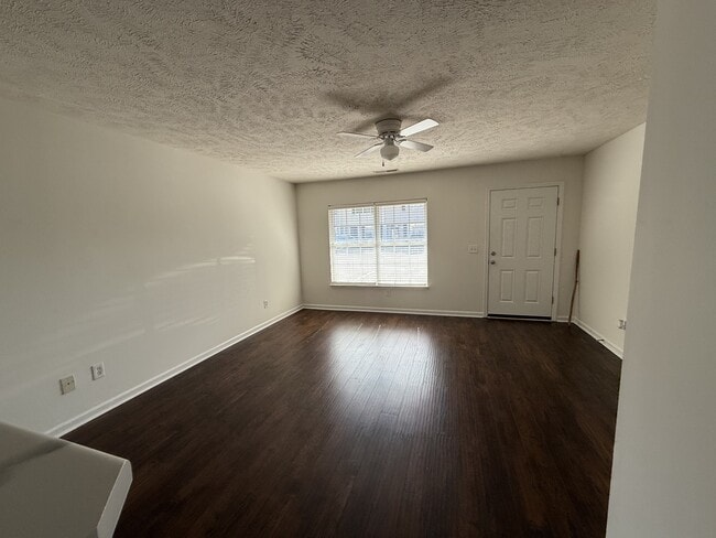 Photo - 2961 S Rutherford Blvd