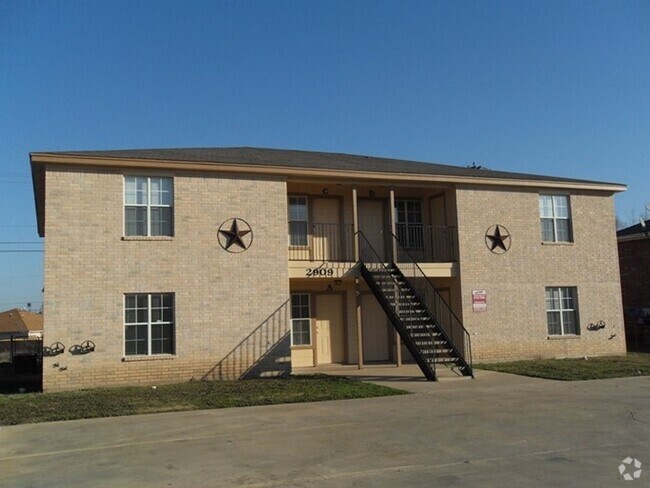 Building Photo - 2909 Cantabrian Dr Unit # D Rental