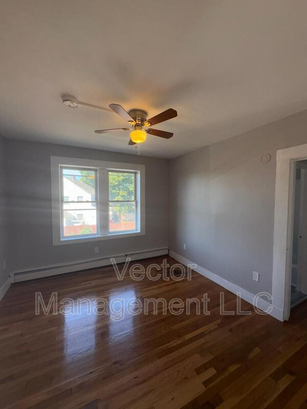 Photo - 1160 Dixwell Ave