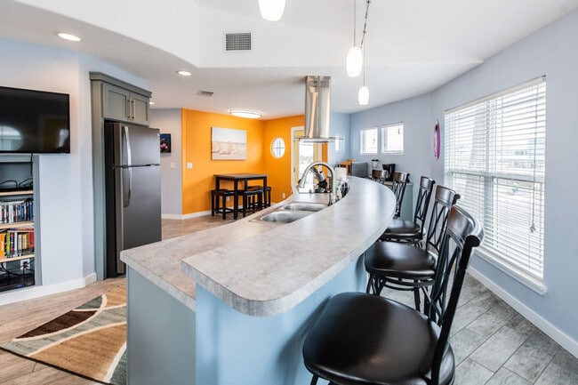 Photo - 1923 Eleventh Street-SI ID1023230P Unit SI ID1023230P