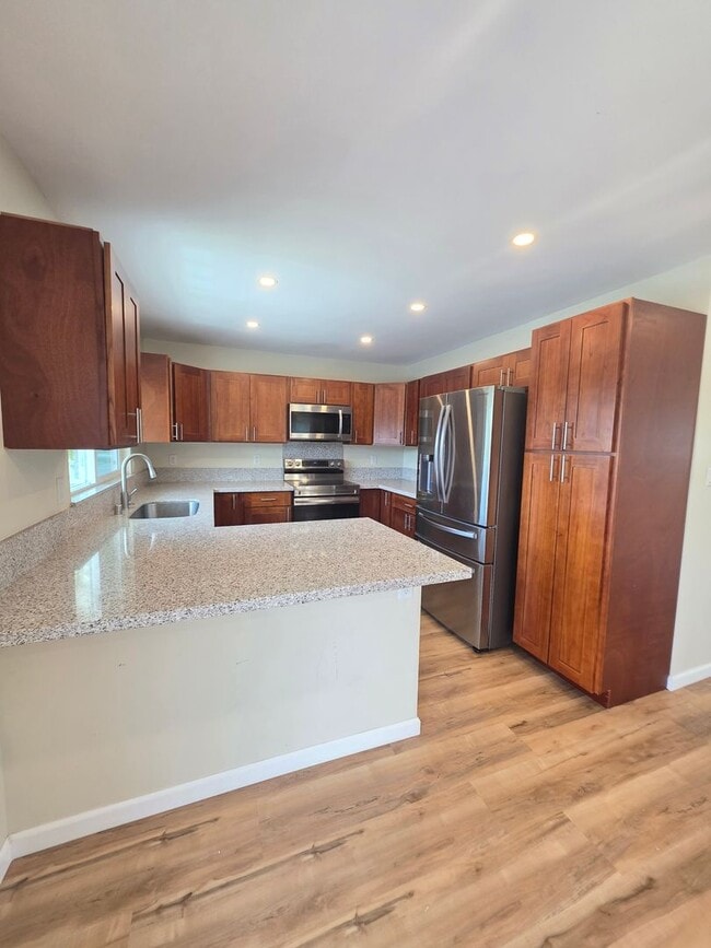 Photo - 1030 Kahili Pl