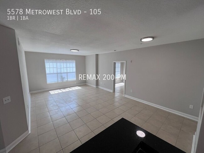 Photo - 5578 Metrowest Blvd