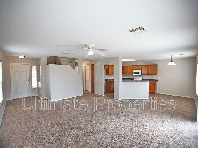 Photo - 21983 W Gardenia Dr