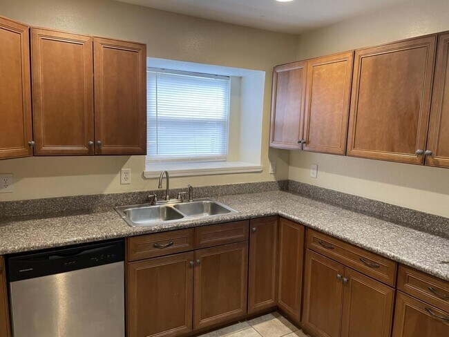 Photo - 11620 Chemstrand Rd