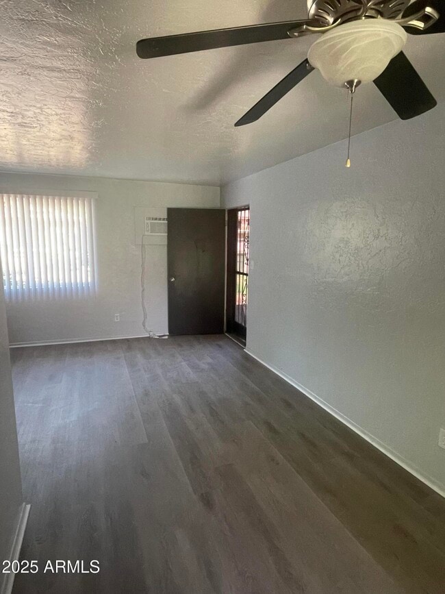 Photo - 2645 W Morten Ave Unit 3