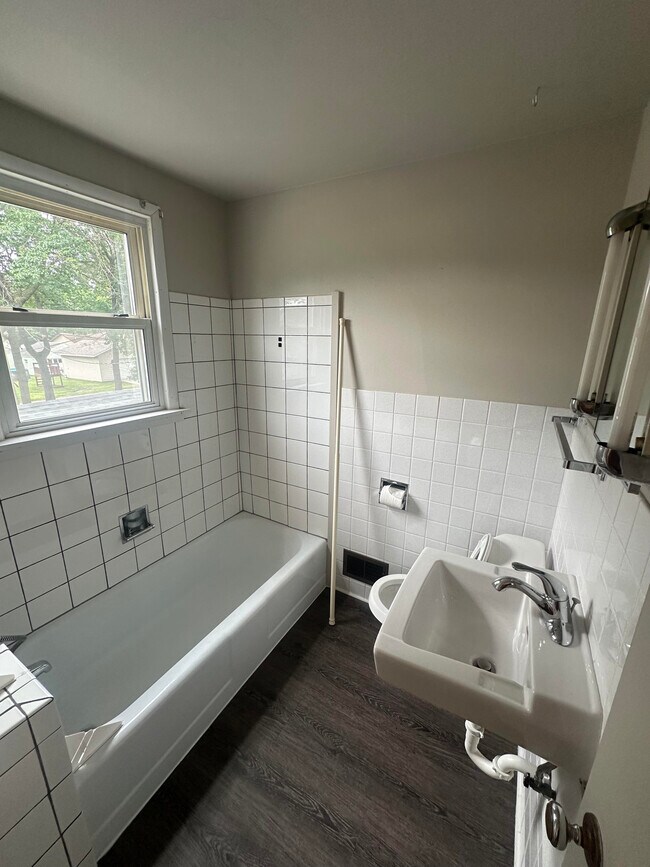 Photo - 309 3rd Ave NW Unidad 3