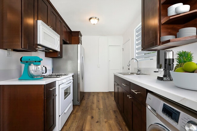 Photo - 151 N Edgemont St