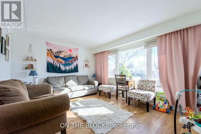 Photo - 151 Nugent Dr