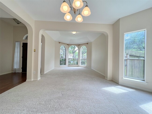 Photo - 4723 Silverlake Dr