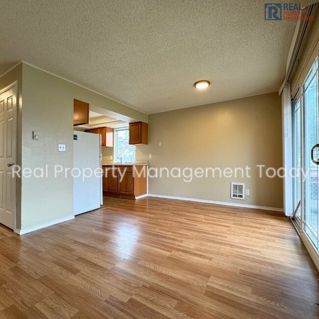 4024 S Lawrence St Unidad B