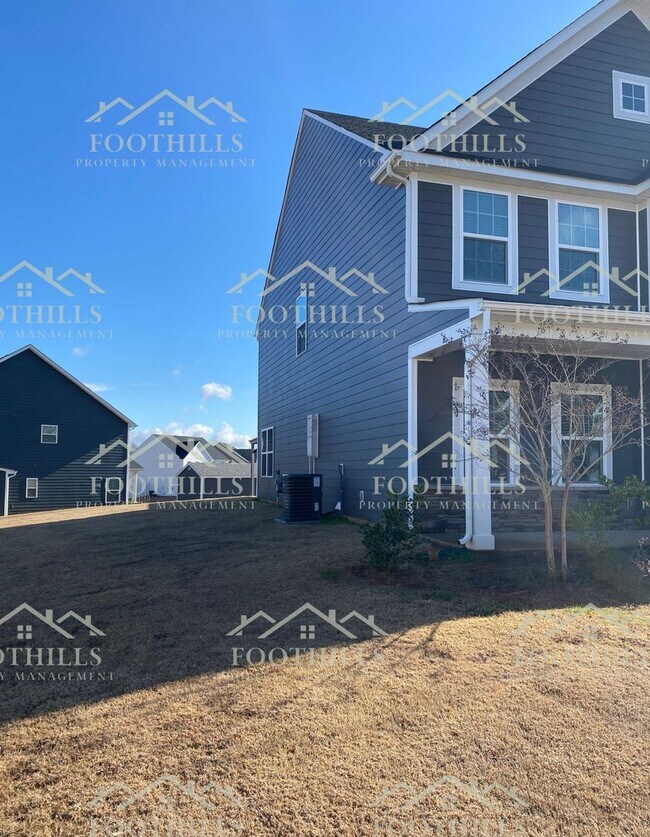 Luxurious 4BR/2.5BA Home with Open Floor P... Rental House Rental in