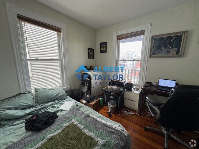Building Photo - 103 Marion St Unit 2 Rental