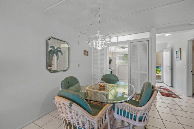 Photo - 708 S Tamiami Trl Unit 120