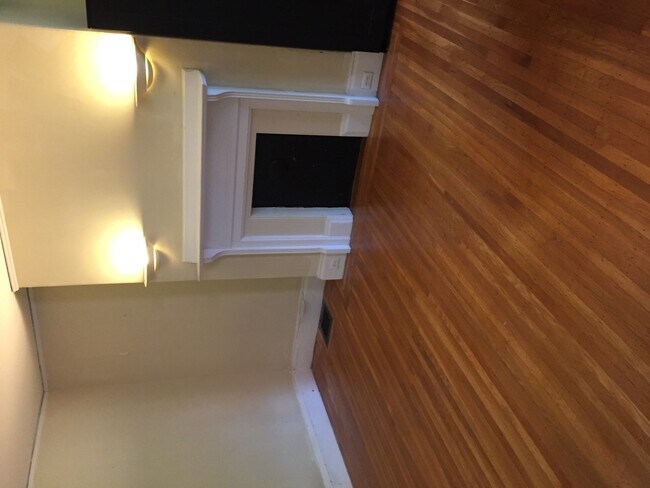 Photo - 429 Marlborough St Unit 3