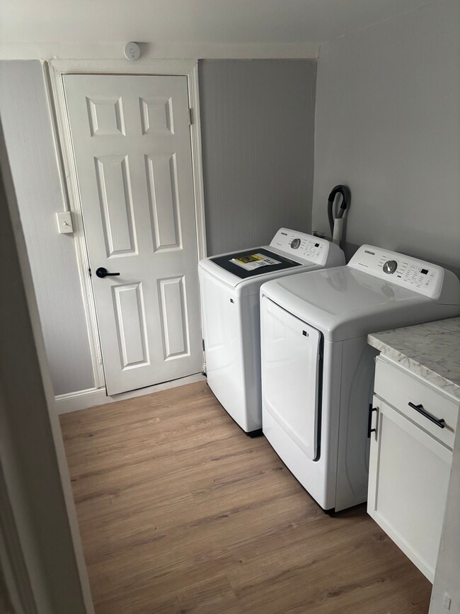 Photo - 1724 Cotton St