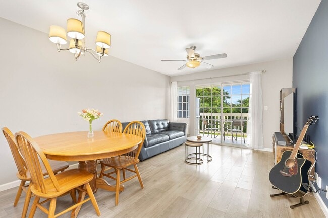 Building Photo - Ocean-View 2BR Townhome at Makakilo Cliffs | Pet-Friendly + 2 Covered Parking