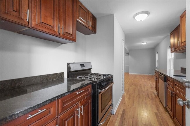 Photo - 1464 W Ohio St Unit 1F
