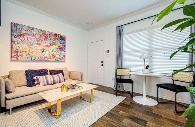 Photo - 2617 Yale St Unit ID1225770P