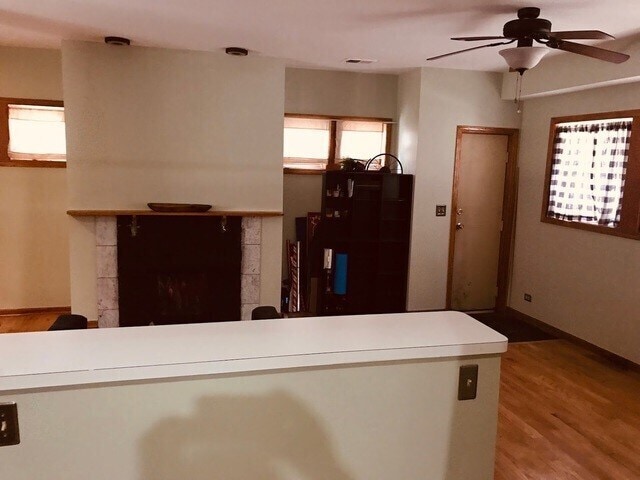 Photo - 927 W Lawrence Ave Unit LH