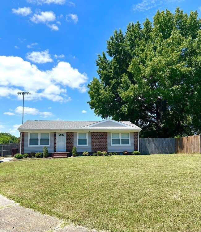 Photo - 908 Serf Ct