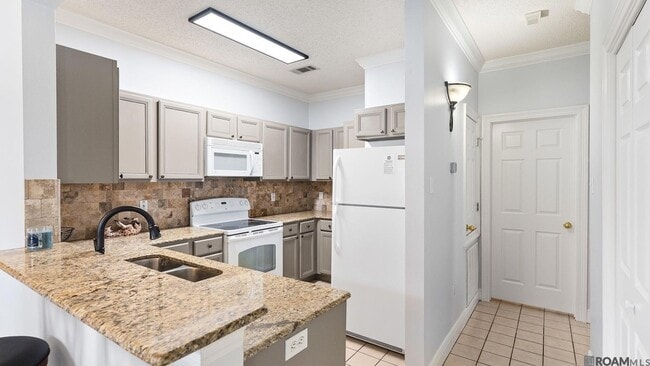 Photo - 4464 Highland Rd Unit 503
