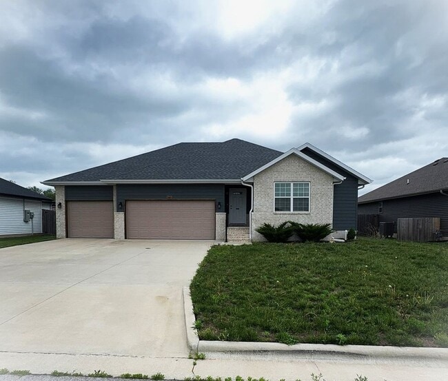 Building Photo - Your Next Home Awaits