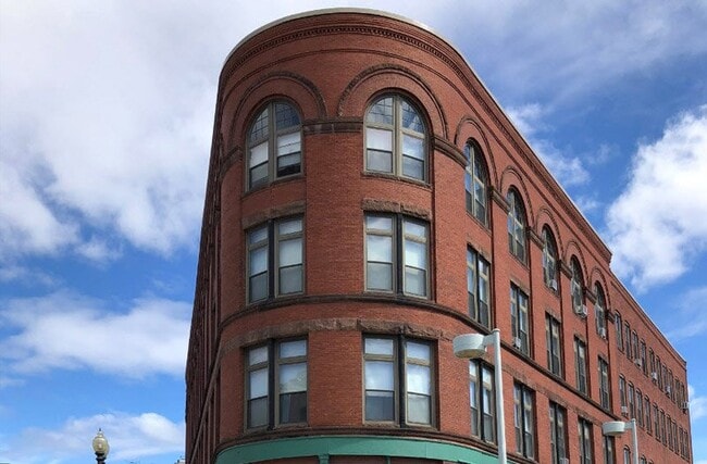 Building Photo - 312 Union St Unit #312