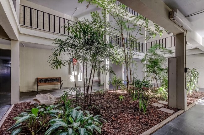 Photo - 2302 S Manhattan Ave Unit 310