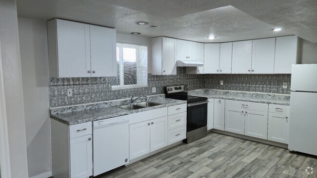 Building Photo - 238 N 300 W Unit #2 Rental
