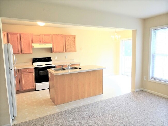 Photo - 103 Pepperton Ct