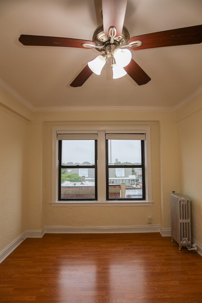 Photo - 6233 N Winthrop Ave Unit #613