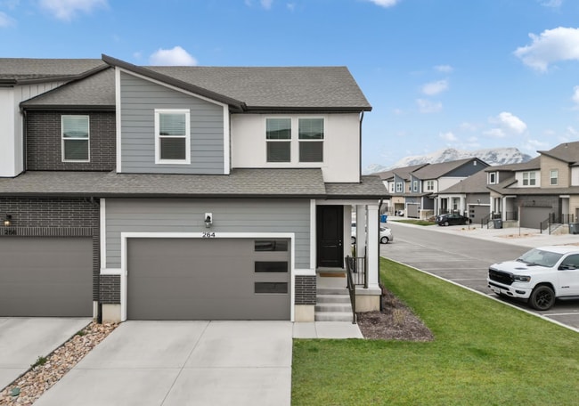 Building Photo - Now Leasing: 4-Bed, 2.5-Bath Home in Viney...