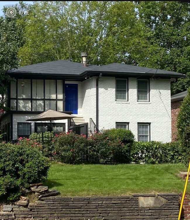 Photo - 1732 Monroe Dr NE Unidad A