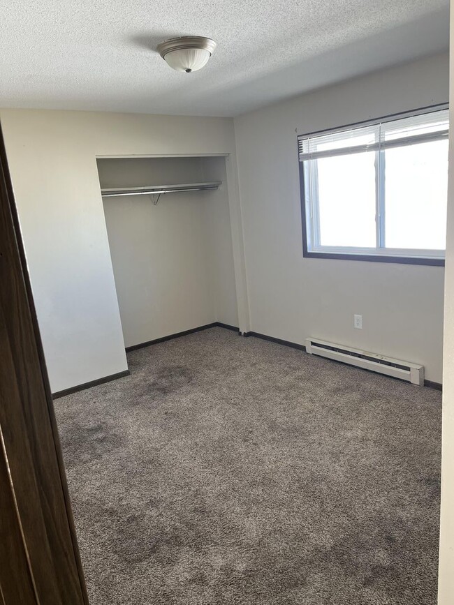 200 9th Ave NW Unit 5