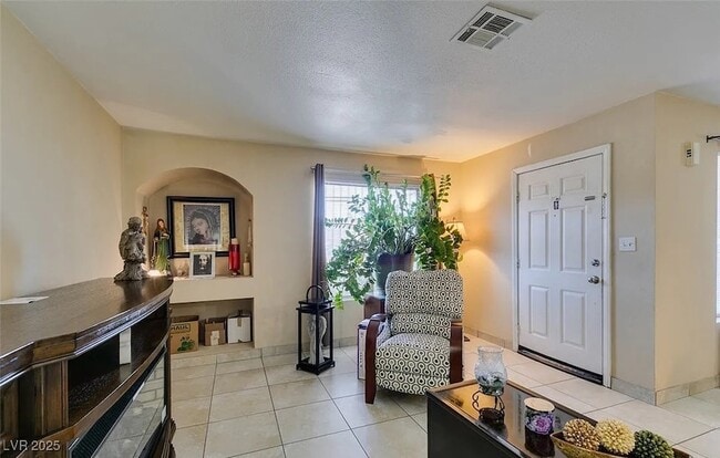 Photo - 6932 Kilgore Dr Unidad A