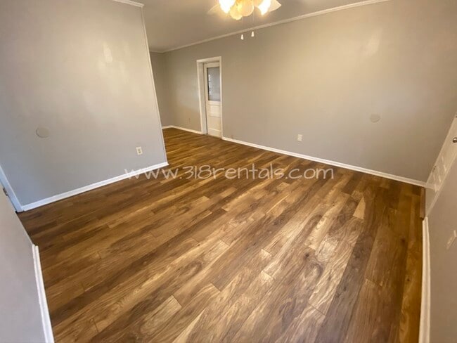 Photo - Swan Lake home available