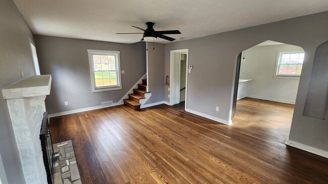 Photo - 4521 Gardenville Rd