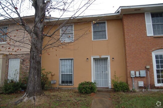 Building Photo - 5927 Singleton St Rental