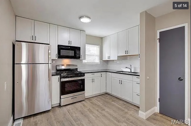 Photo - Easy Living in a Fresh Florissant Home