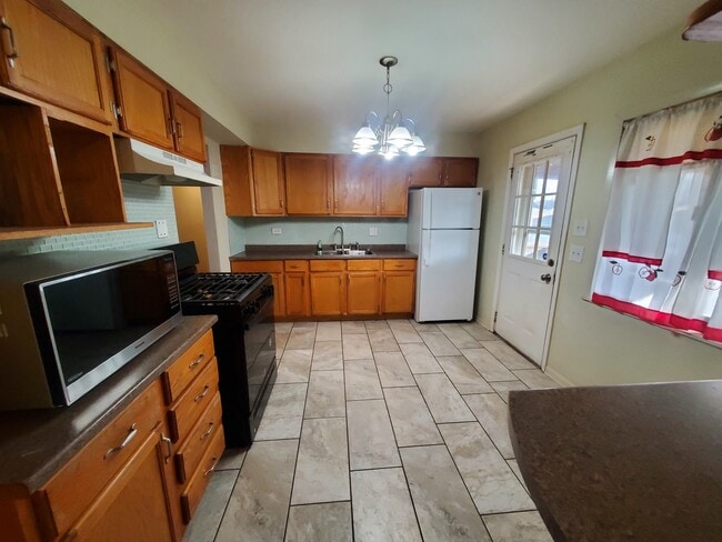 Photo - 450 E Mulberry Ct