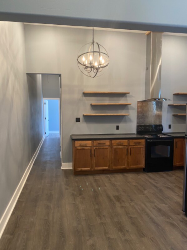 Photo - 2211 King St