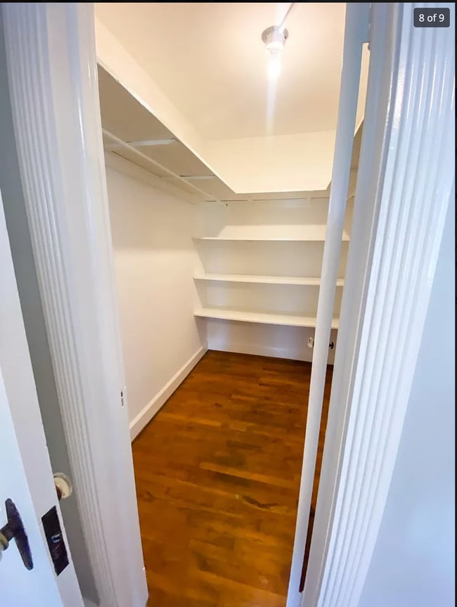 Photo - 115 E 55th St Unit 3